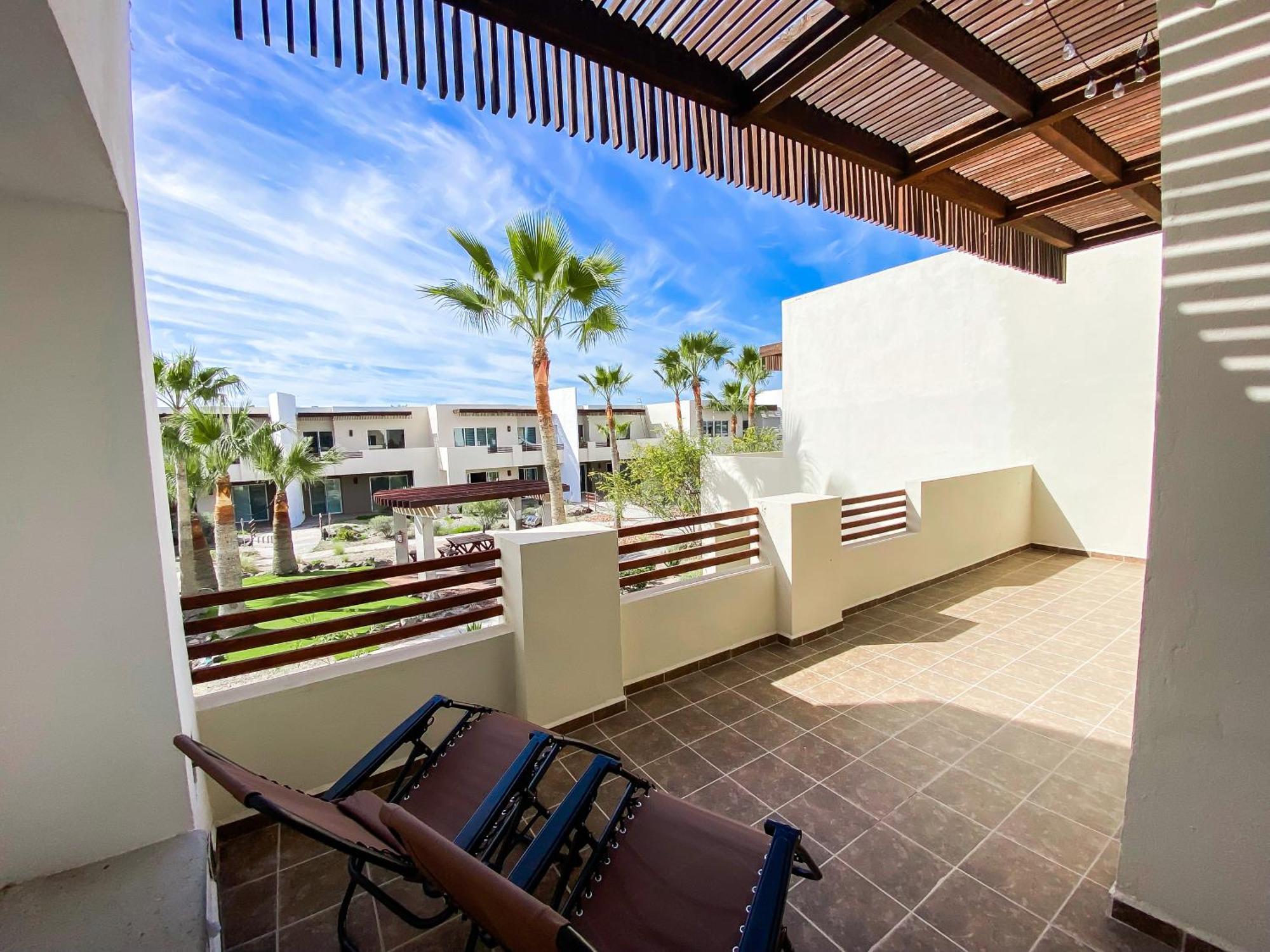 New Built Condo Minutes To Beach! Rocky Point Exterior photo